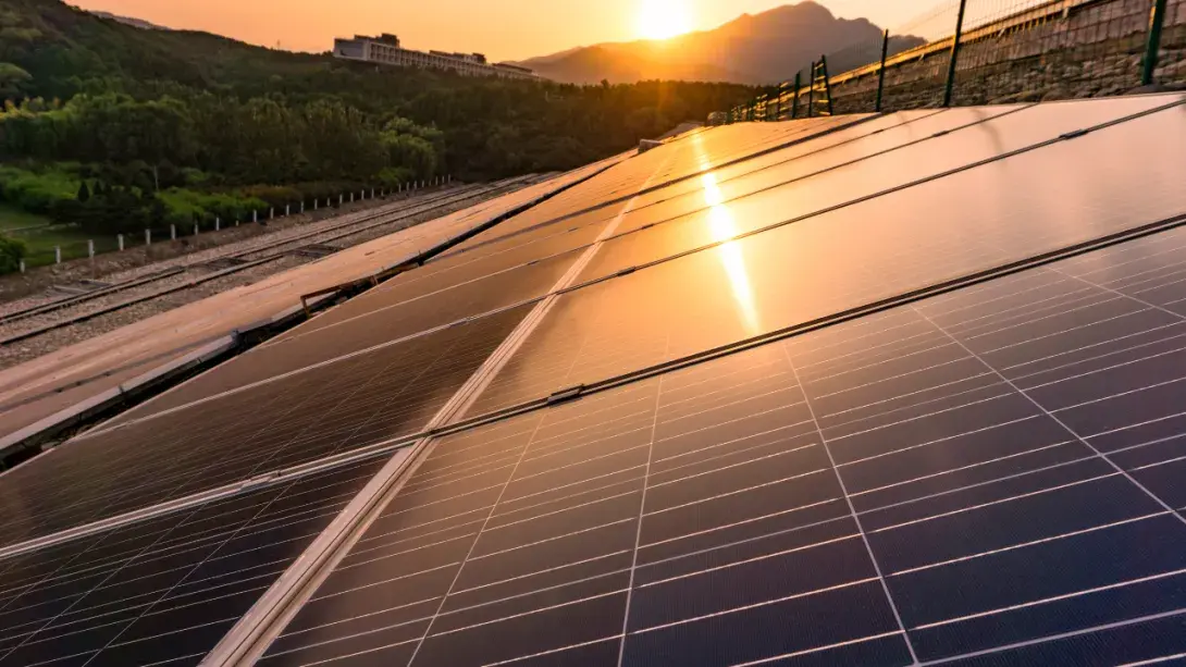 Maintaining Strict Security Standards: How a Spanish Energy Provider Leverages Foxit PDF Solutions