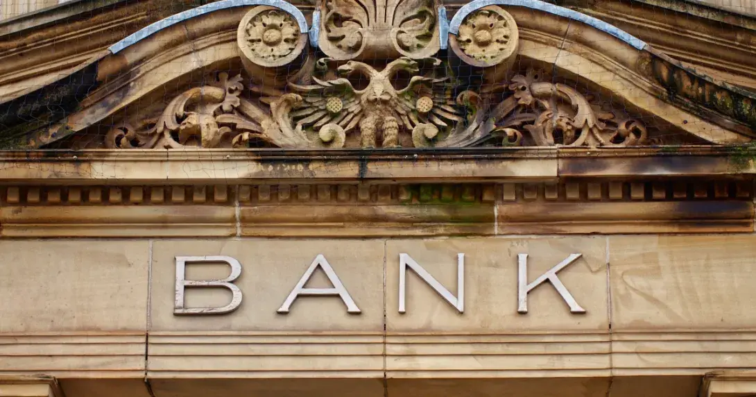 How a Leading European Bank Boosted Accuracy and Efficiency with Foxit PDF Editor